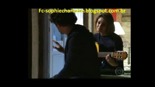 Vídeo Show - Bastidores: Sophie Charlotte toca violão para Marco Pigossi