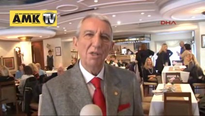 Cengiz Göllü hayatını anlatan kitabını basın önünde imzaladı