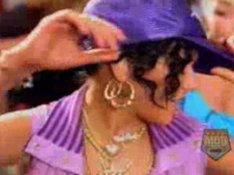 Christina Aguilera & Lil Kim-Cant Hold U