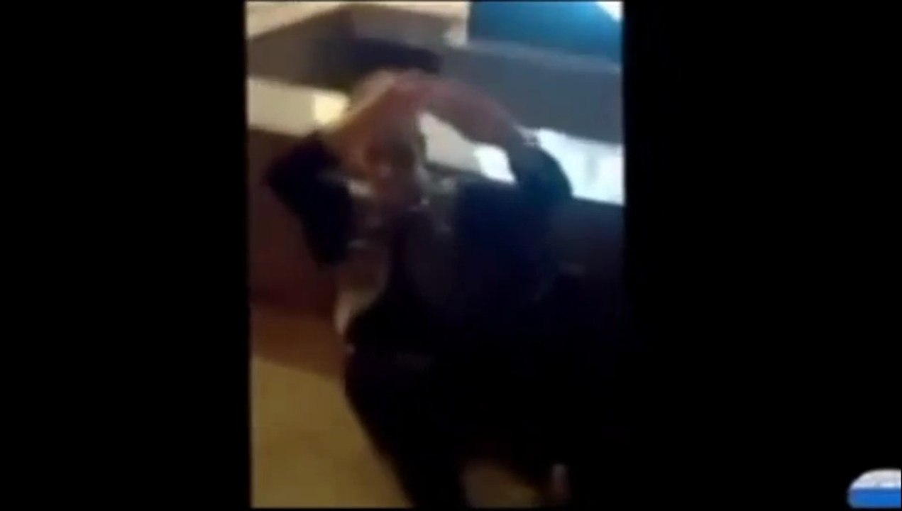 Зверское избиение гея! Шокирующее видео!