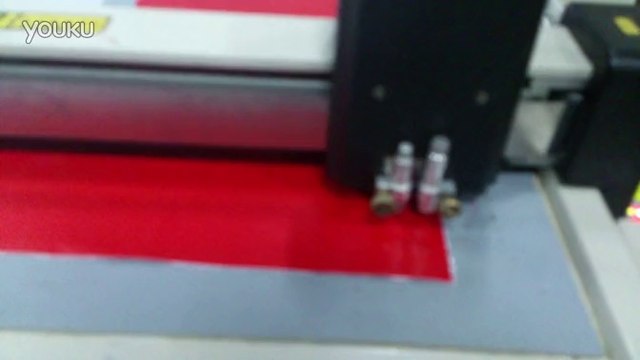 aokecut@163.com sticker cutting hald cutting plotter machine