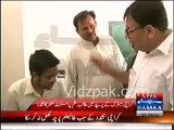 Assistant Commissioner Karachi slapped a student for cheating in Matric Exams - Exclusive Video