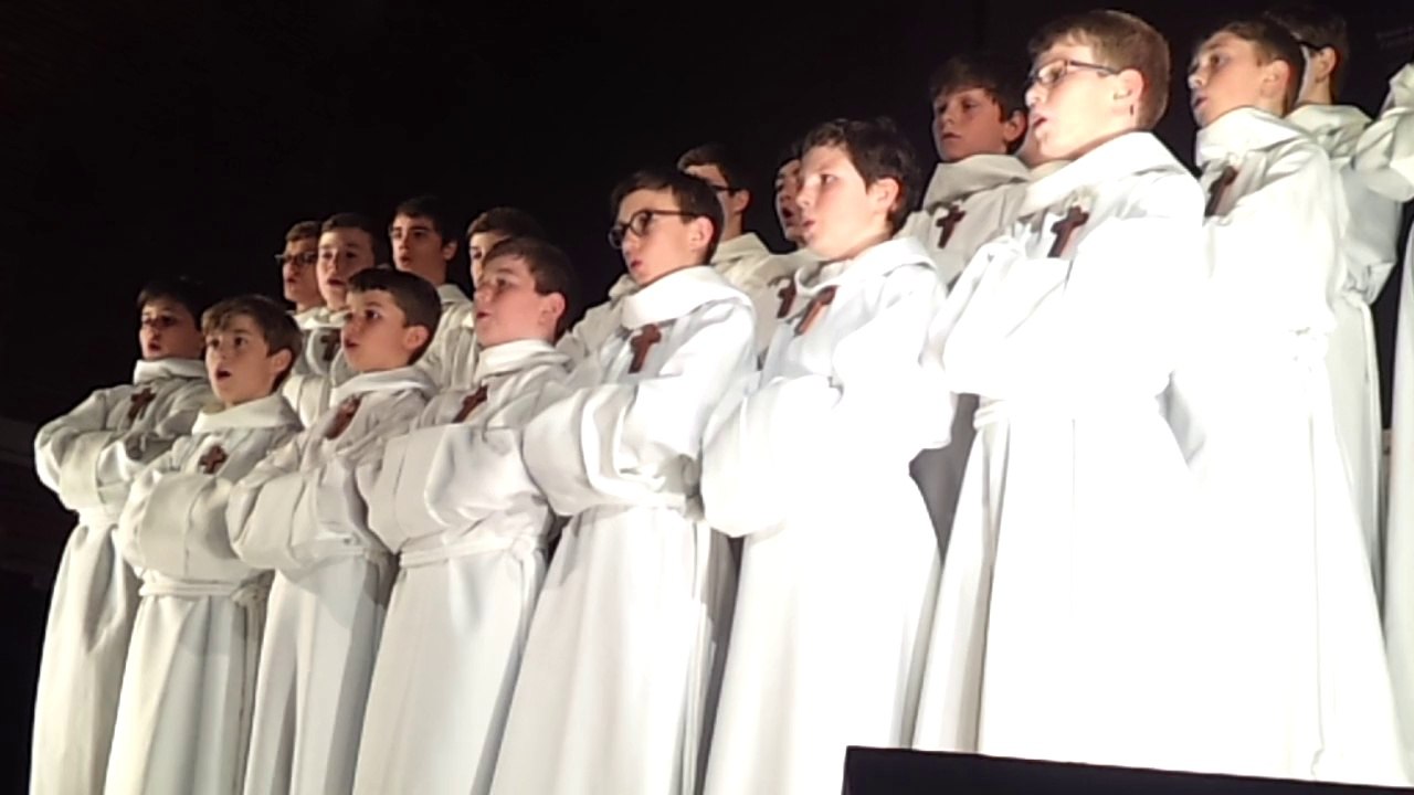 Saint-Pol: concert des Petits chanteurs à la croix de bois