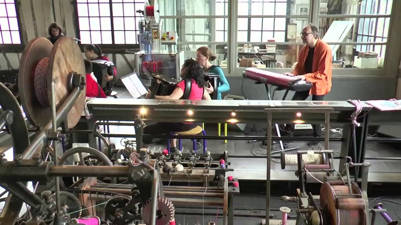 Le Fil - Musique - Philippe Tailleux . Images - Xavier et Patricia Dégremont