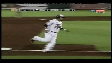 Home Run de Jorge Vazquez de Tigres (01-04-2014)