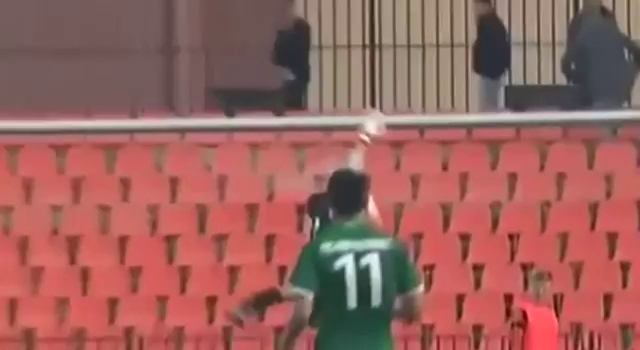 Un but de 50 mètres