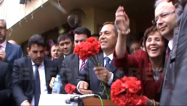 KDZ. EREĞLİ BELEDİYE BAŞKANI HÜSEYİN UYSAL MAZBATAYI ALDI