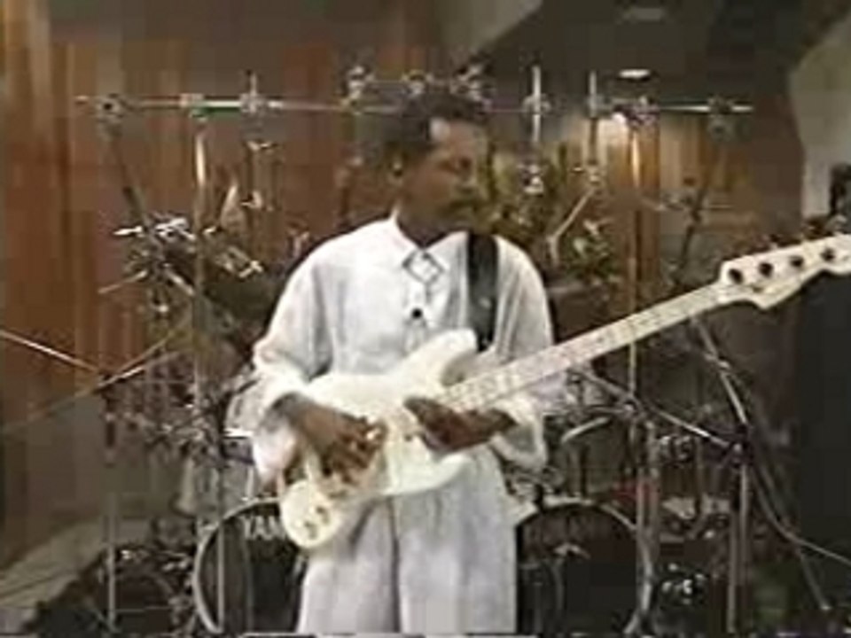 Larry Graham - Super Slapping Bass