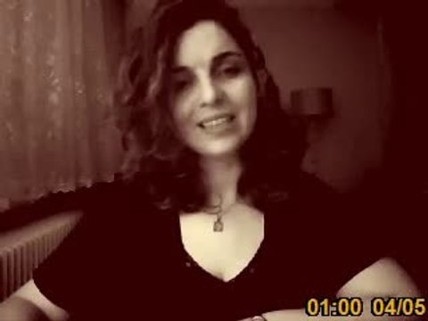 Mazi Kalbimde Bir Yaradır