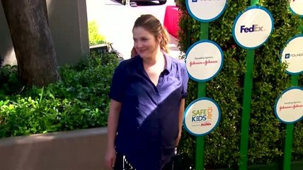 Drew Barrymore et Ciara montrent leurs petits ventres de femmes enceintes