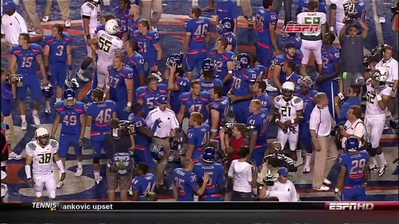 Oregon vs. Boise St. 9_3_2009 LeGarrette Blount Goes Postal - Chip Kelly's First Game