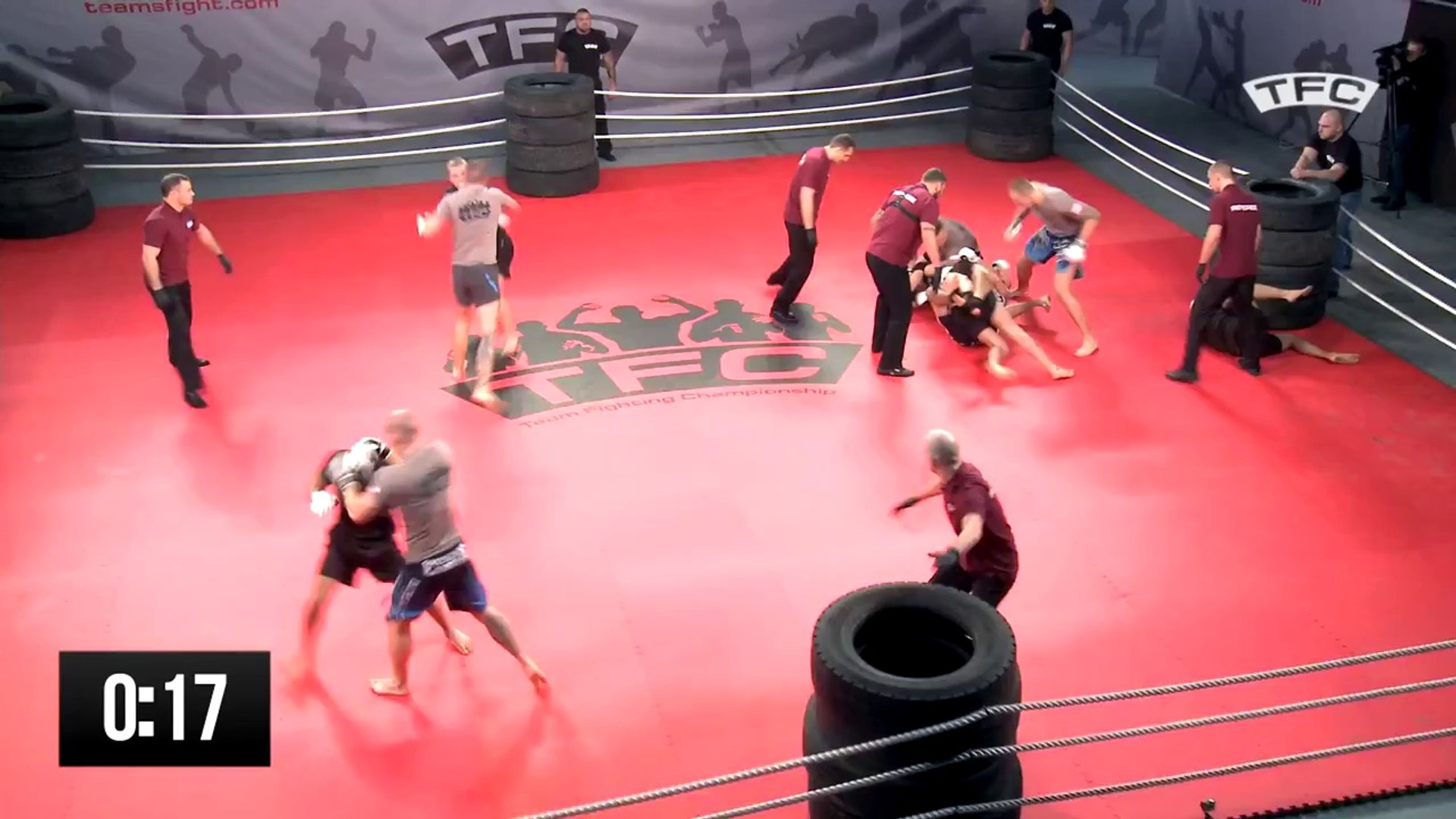 TFC : Combat de MMA en groupe - Vidéo Dailymotion