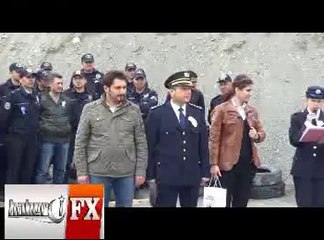 Bayan Polis Memuru Meslektaşlarını Geride Bıraktı
