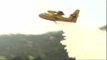 Des canadairs survolent le Rhône