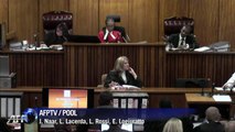 Pistorius pide perdón entre lágrimas