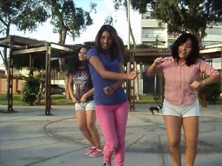 Girls Grace dance random xD