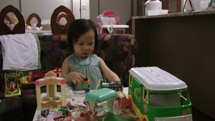 Sylvanian Families Playing Peppa And George