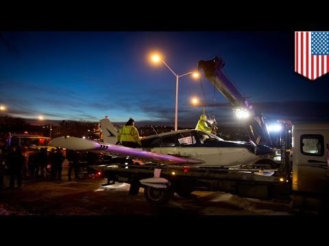 Small plane makes emergency landing on New York highway
