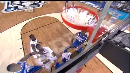 Le poster monstrueux de James Young avec la faute en prime