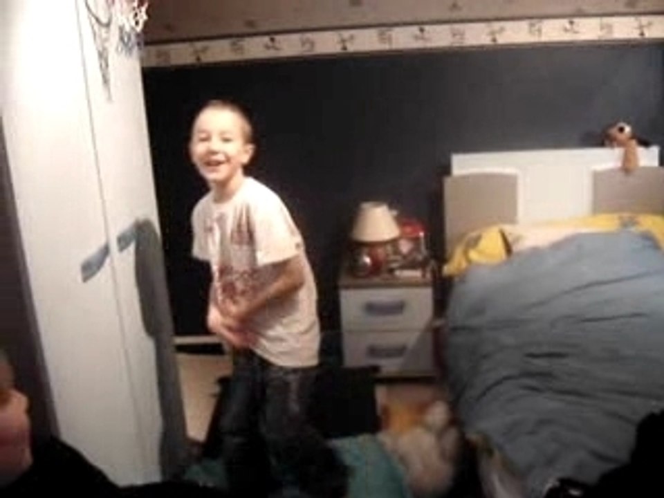 MOV00883