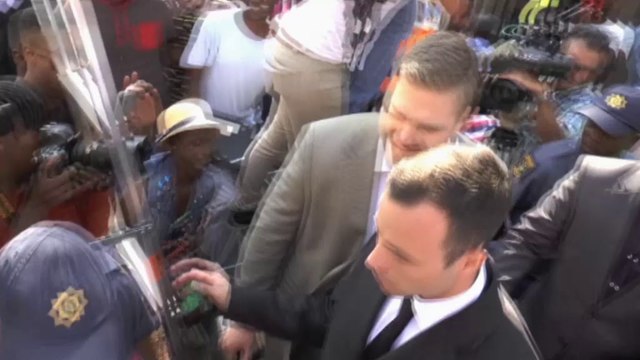 Justice - Les excuses de Pistorius à la famille