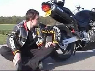 Interview stunt moto