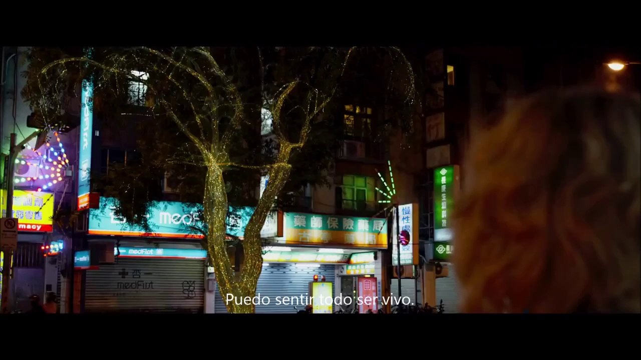 Trailer de Lucy (VOS)