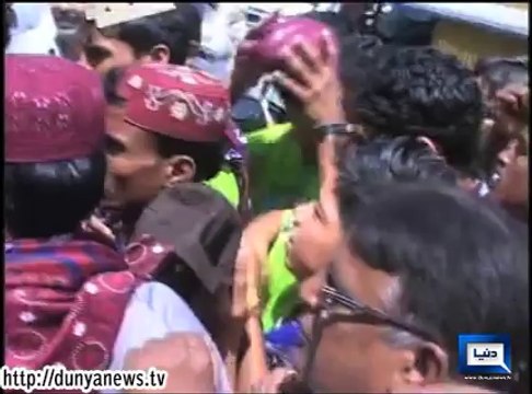 Dunya News - Sindh government announces 2 lacs each for street child football team