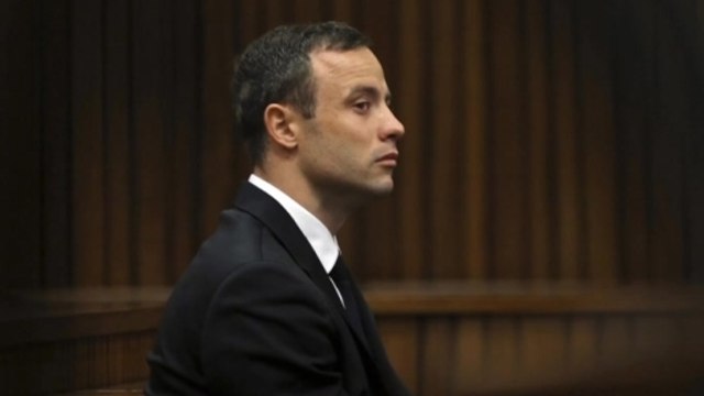 Pistorius breaks down during testimony recalling shooting