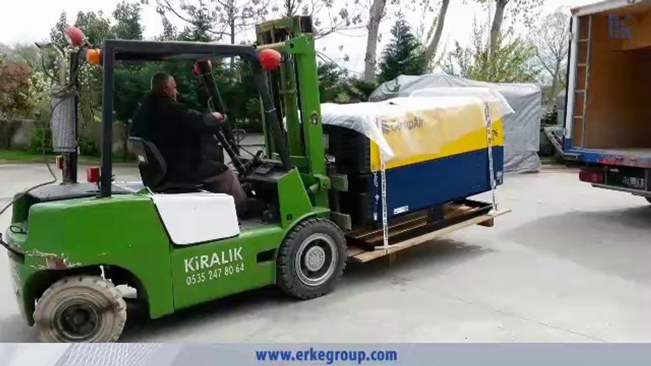 ERKE Dış Ticaret ltd., CompAir C-76 Diesel Portable Compressor - Özgürler Trafik