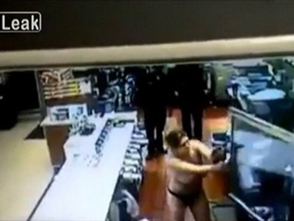 [UNCENSORED] Topless Woman Destroys McDonalds