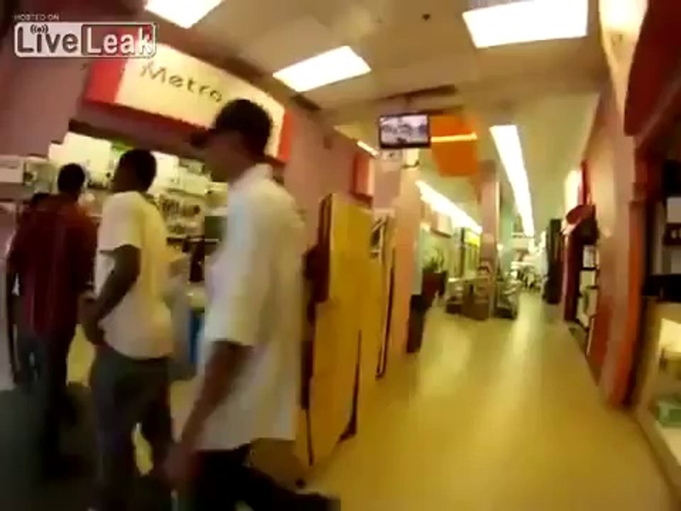 Security guard tazes women in front of her kids after she spazzes on him then gets confronted by her boyfriend at PG Mall