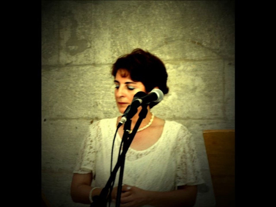 Ey büt-i nev edâ olmuşum müptelâ...  Elif Ömürlü Uyar