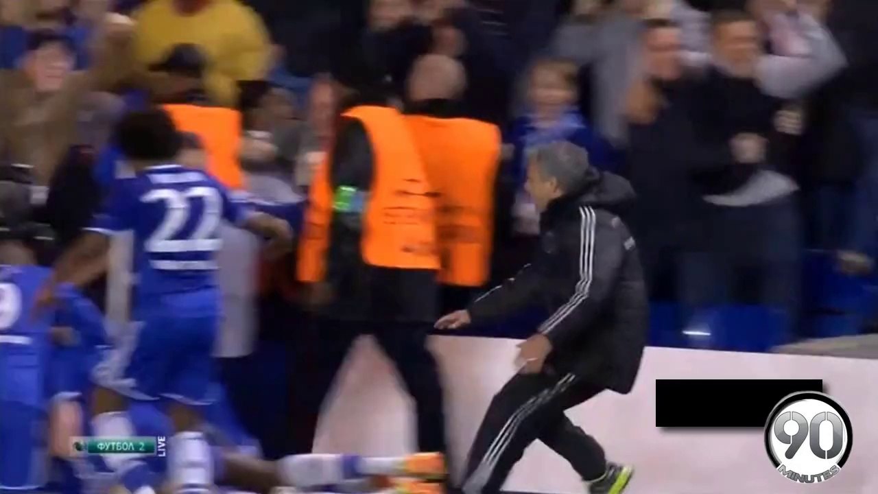 La célébration et le sprint de José Mourinho - Chelsea vs PSG (2-0) | Ligue des Champions