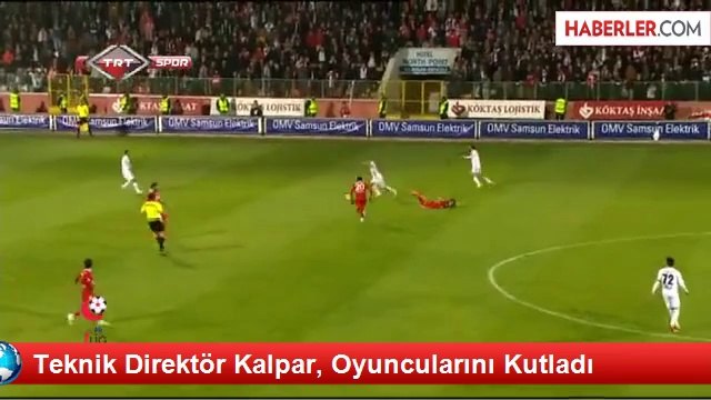 Teknik Direktör Kalpar, Oyuncularını Kutladı