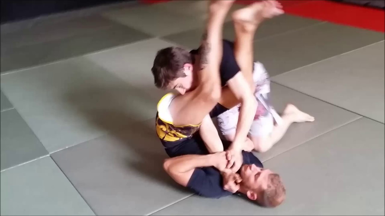 GRAPPLING à l' Ultimate Center