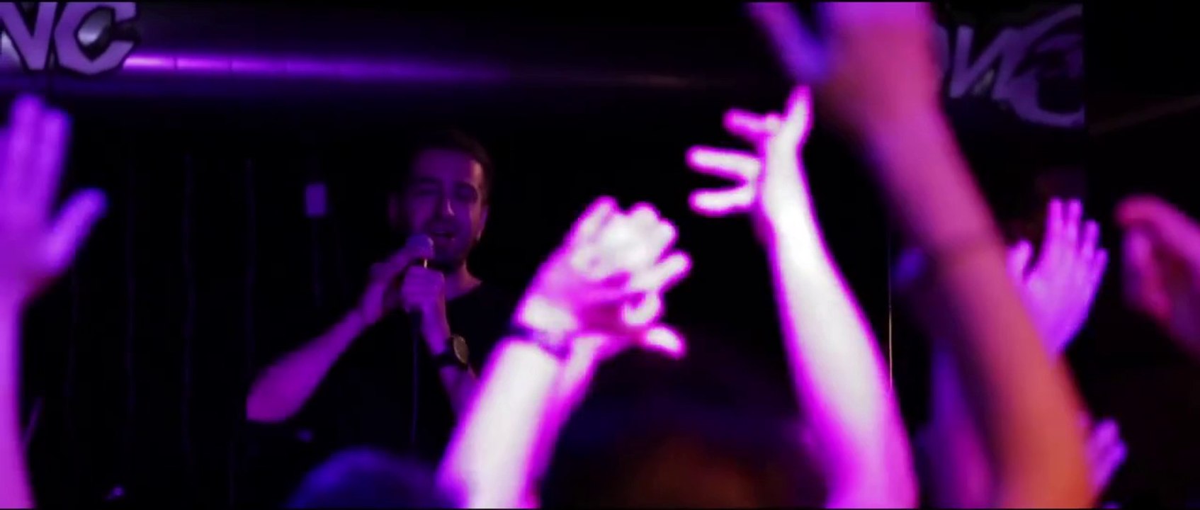 Deniz Doğan - Melek Yüzlü Şeytan