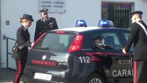 Mondragone (CE) - Estorsioni, 12 arresti - l'uscita dalla caserma (08.04.14)