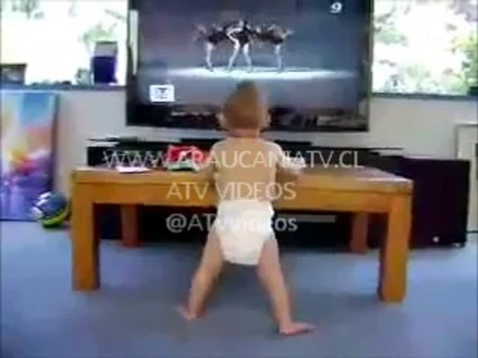 el bebe bailarin