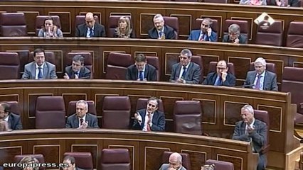 PSOE: "No es bueno contar dinero delante de los pobres"