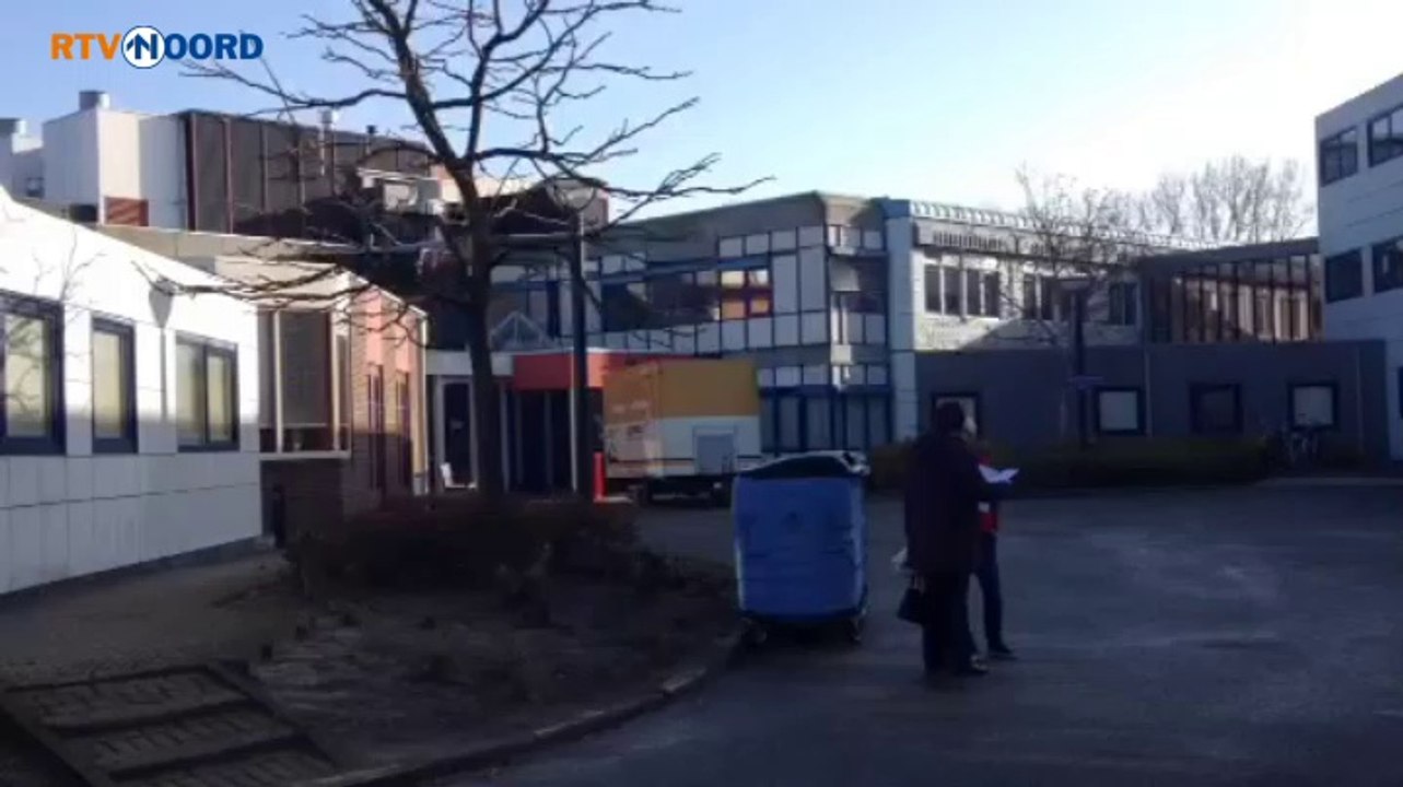 Gemeentehuis en Het Kielzog dicht wegens asbest - RTV Noord