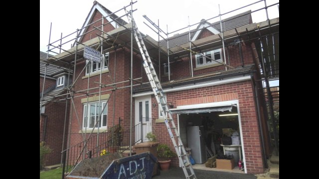 ROOFER - ROOFING HEOL CHWARREL CLARK ENERGLYN CAERPHILLY CF83 2NE