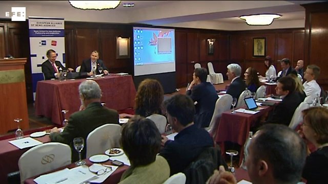 Adaptarse a los cambios y mantener la veracidad, retos de las agencias de noticias