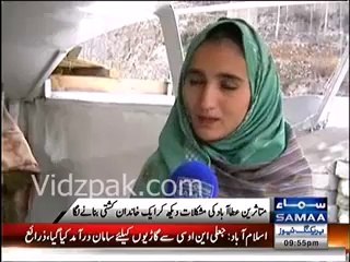 Hollywood story changed into real story in Pakistan - Family is busy in construction of boat in order to reduce Attaabad Lake travel problems