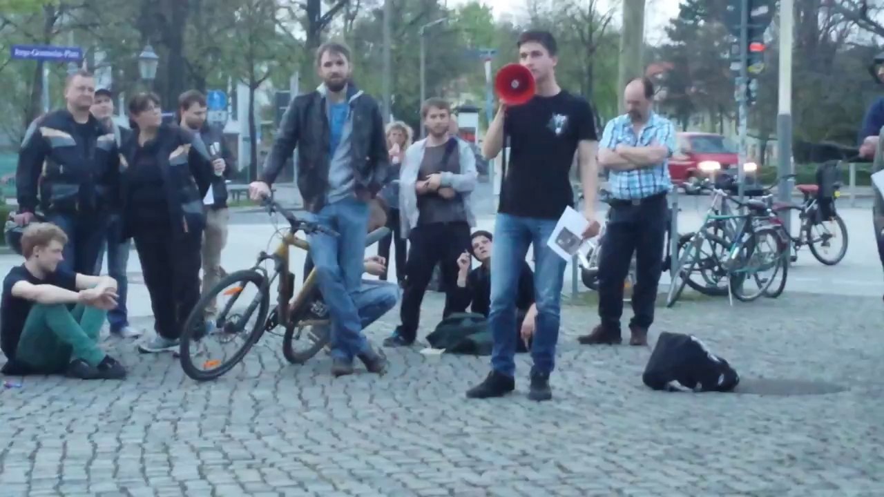 Mahnwache für Frieden - Dresden - 07.04.2014 Teil 1