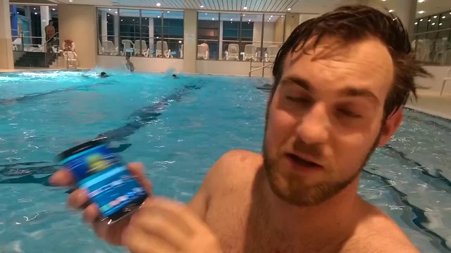 Samsung Galaxy S5 & Gear Fit Wasser Test [Deutsch]