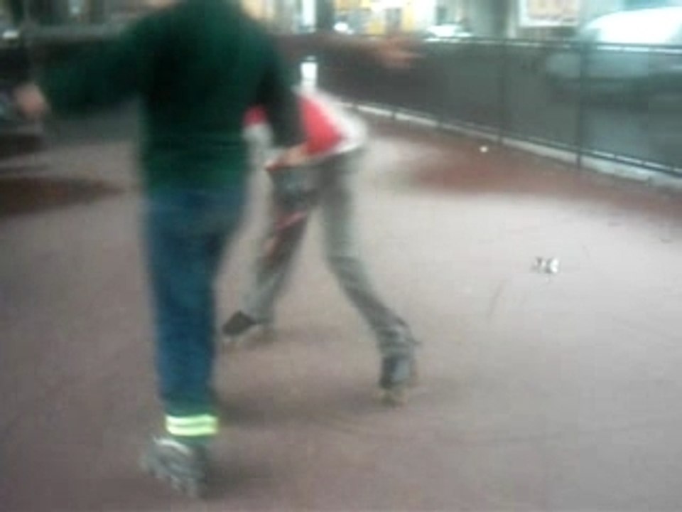 Initiation roller (78)