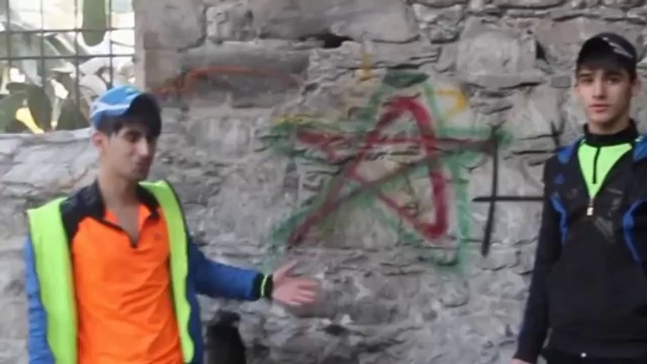 Alemdar Arslan & Mustfa Bozyiqit ( 4 Duvarda Herqünüm İşkence ) 2013'ün Son Parcası Hd Clip