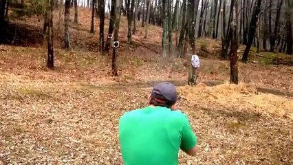 شجرة تنتقم من قناص أطلق عليها الرصاص