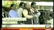 Mubasher Lucman bashing Khawaja Asif for talking against Army & Pervez Musharraf
